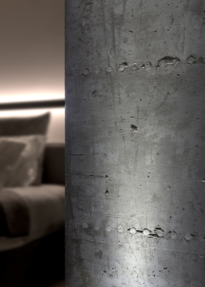 Essence Suites Rhodes 26/32