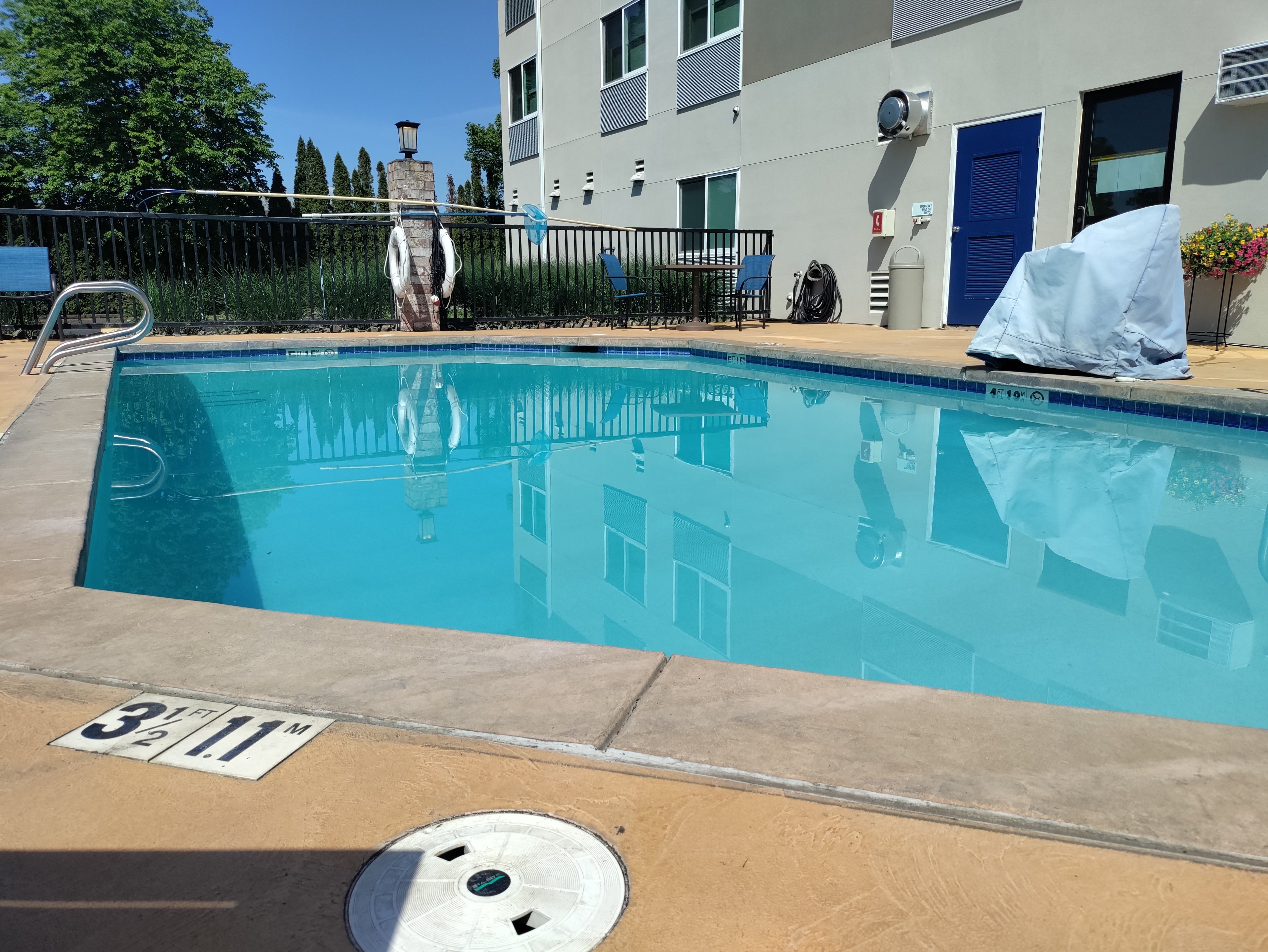 HOLIDAY INN EXPRESS NEWBERG - WINE COUNTRY 39/60