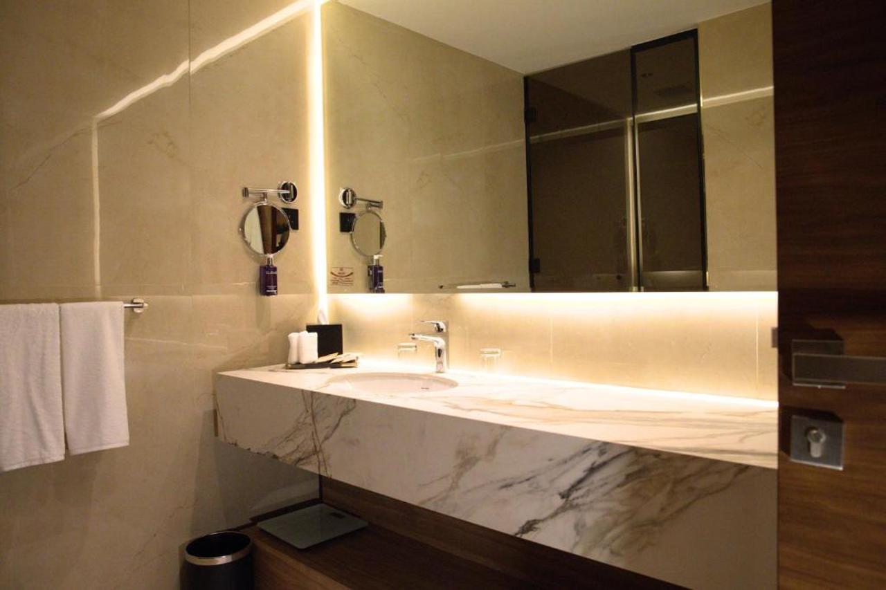 Midpoint Abha Hotel 38/39