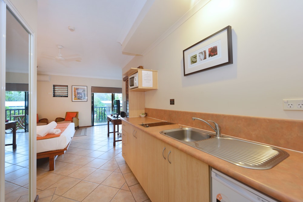 Seascape Holidays- Hibiscus Apartment 10/32