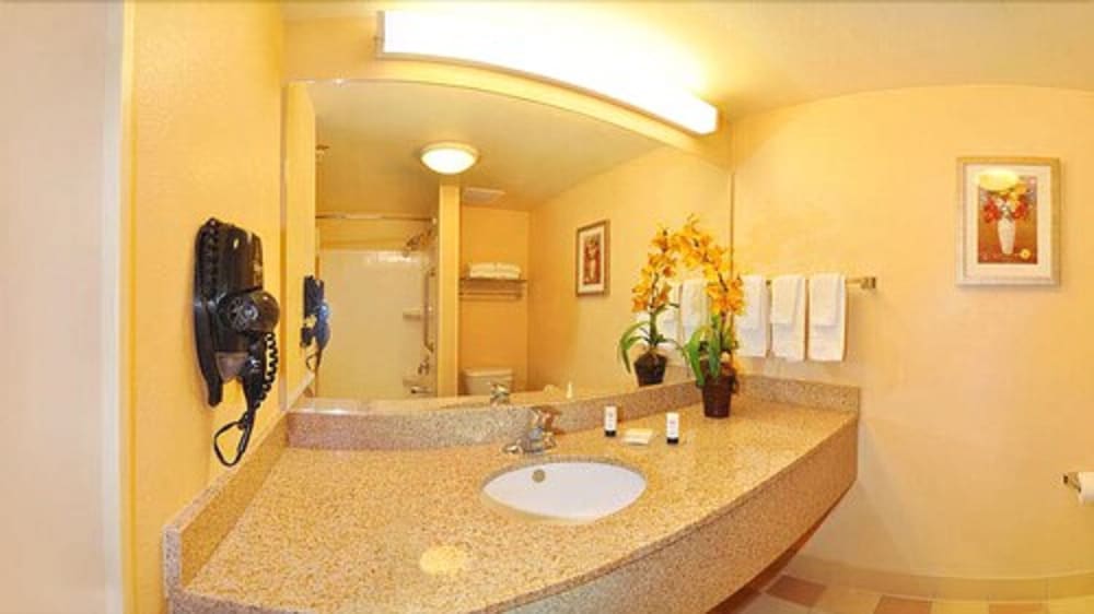 Fairfield Inn & Suites Marianna 26/67
