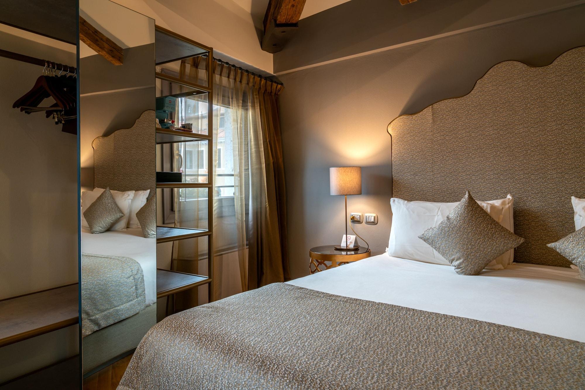Junior Suite, Studio, Canal View