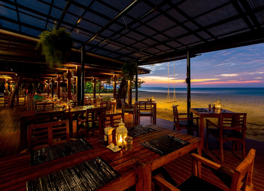 Bangsak Village - Adults Only 55/71