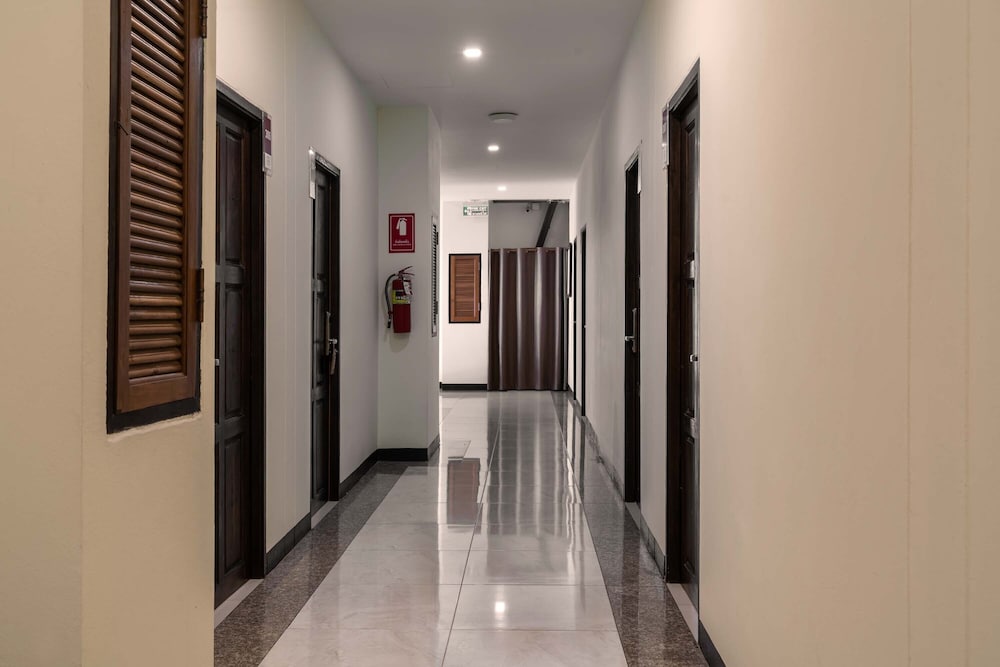 Lee Chiang Hotel 1/55