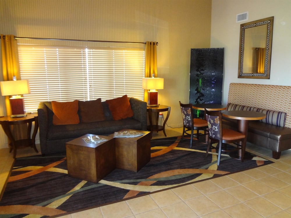 Best Western Plus Woodland Hills Hotel Suites 25/30