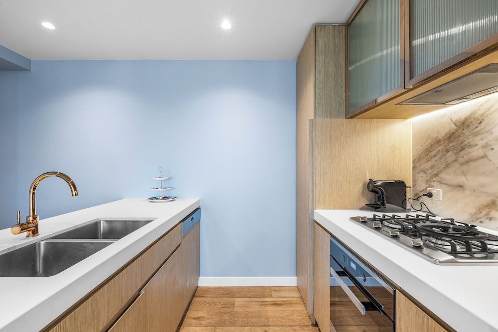 Collins House Apartments by CLLIX 48/50