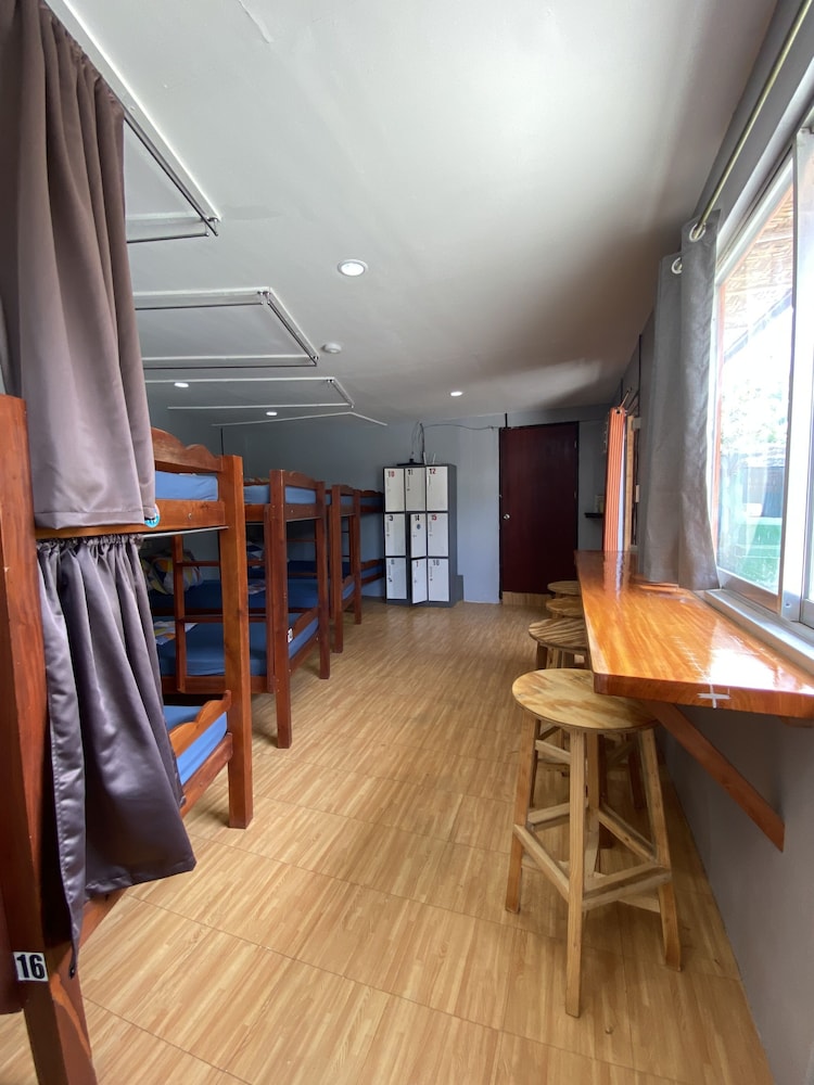 Westcoast Guest House 35/50