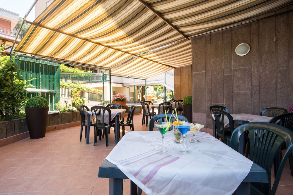 CASA TRA NOI 33/50