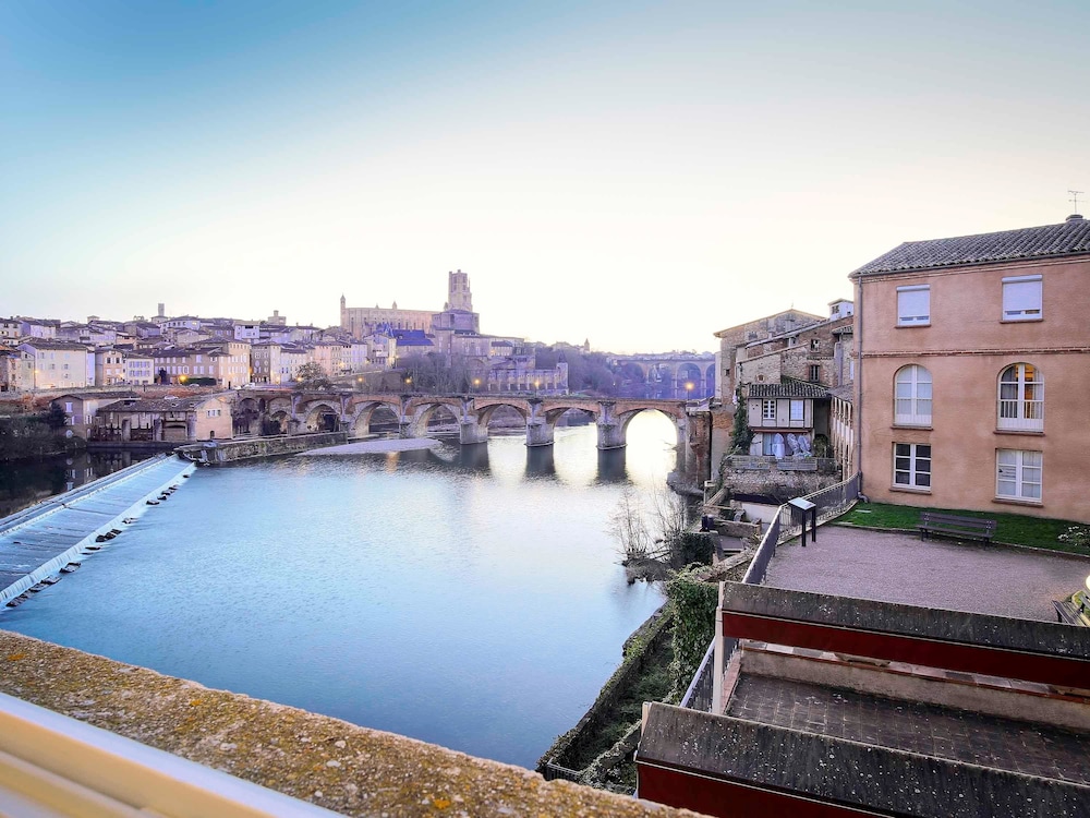 Mercure Albi Bastides 54/61
