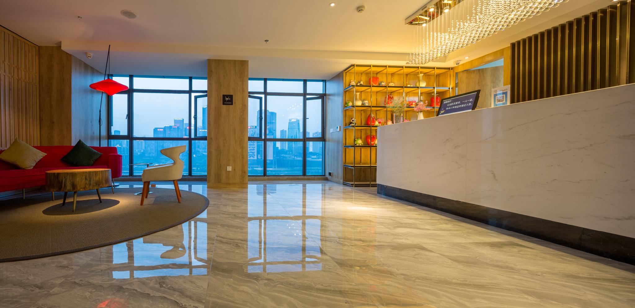 Chonpines Hotel (Chongqing Jiefangbei Hongyadong) 66/73