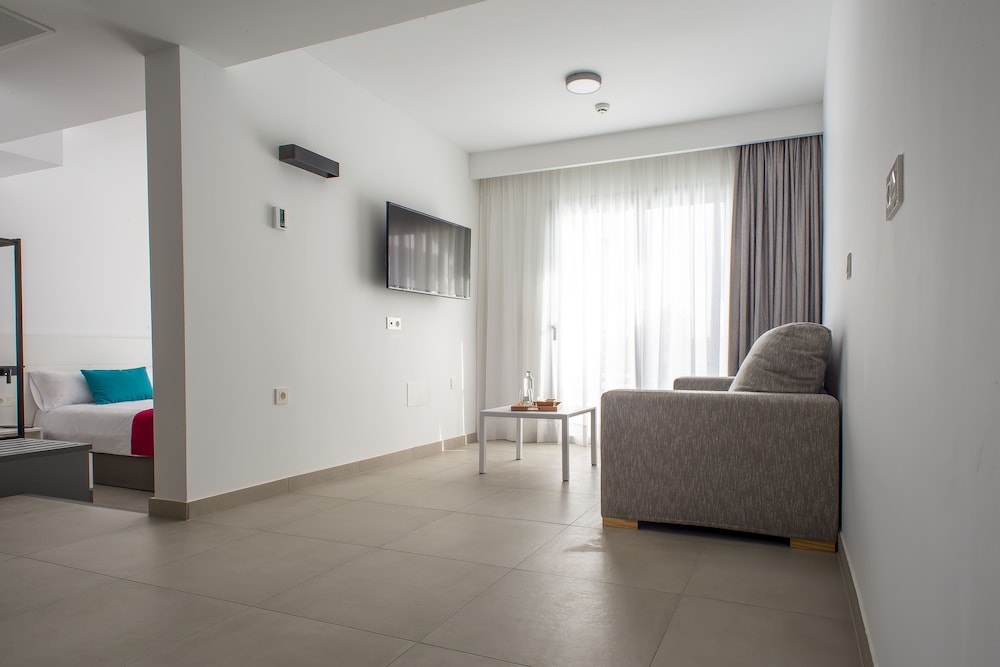 Hotel Taimar 6/73