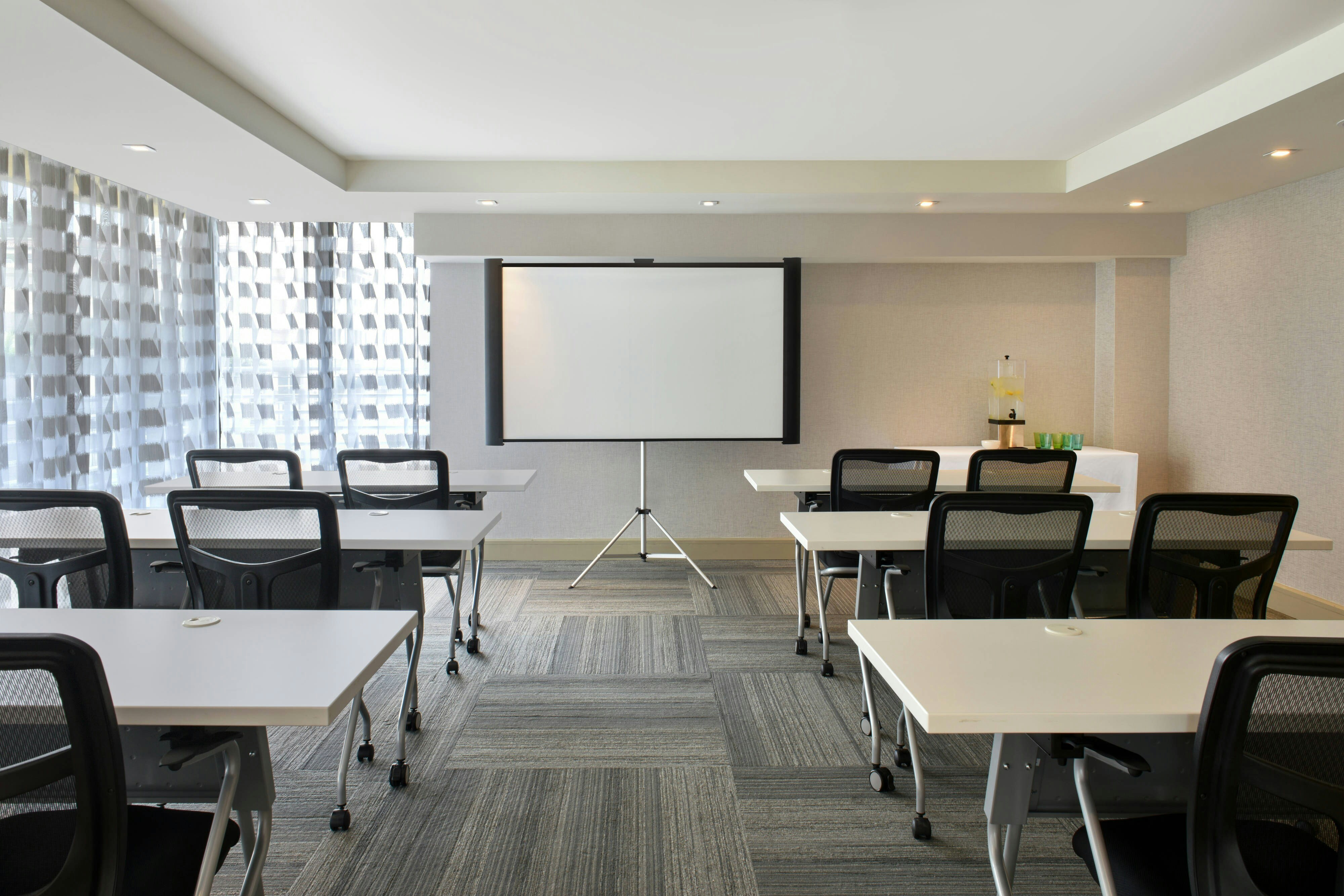 Four Points By Sheraton Coral Gables 7/10