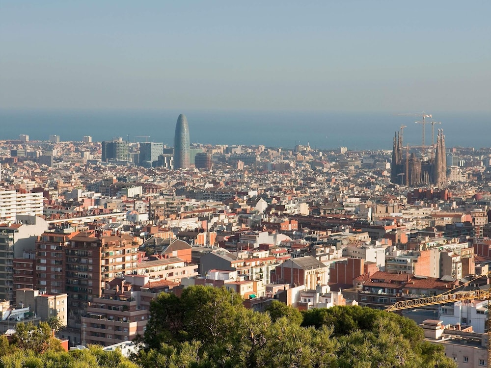Ibis Barcelona Plaza Glories 22 74/75