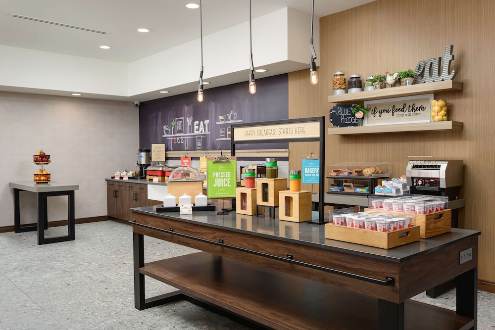 Hampton Inn Blue Ridge Ga 46/58