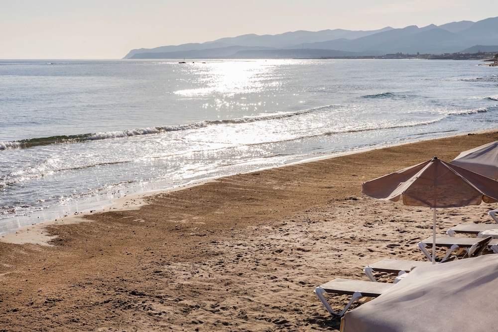 Blue Sea Beach Affiliated by Melia 48/50