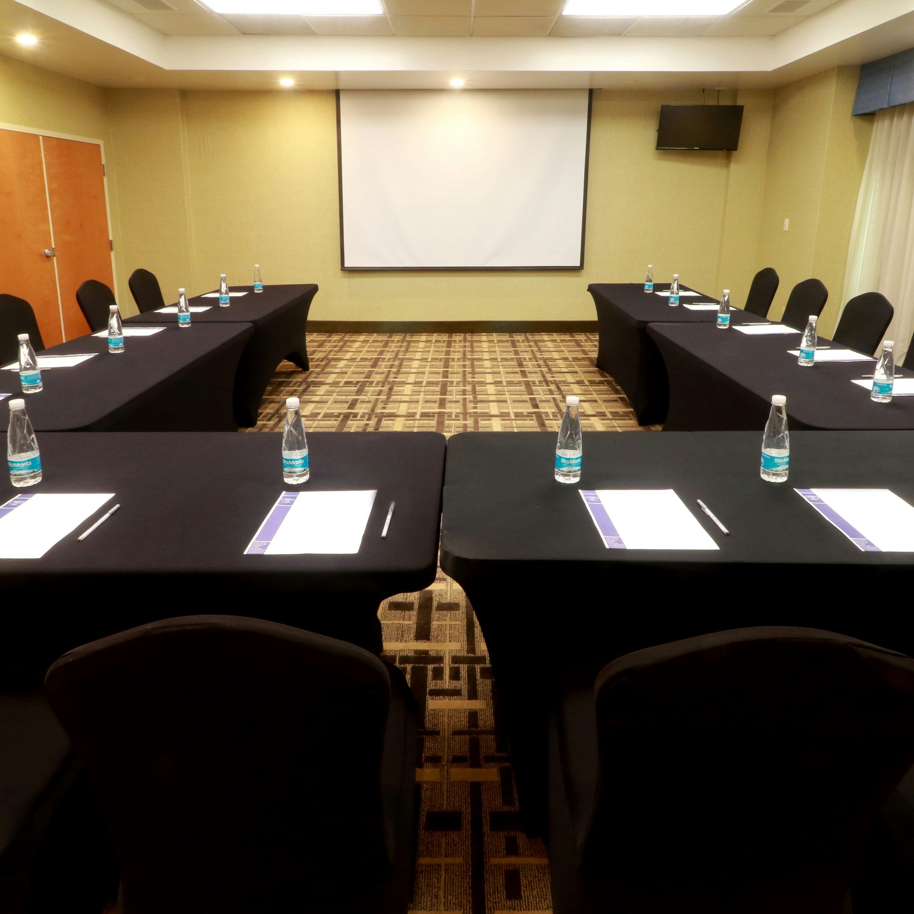 Hampton Inn by Hilton Reynosa Zona Industrial 11/15
