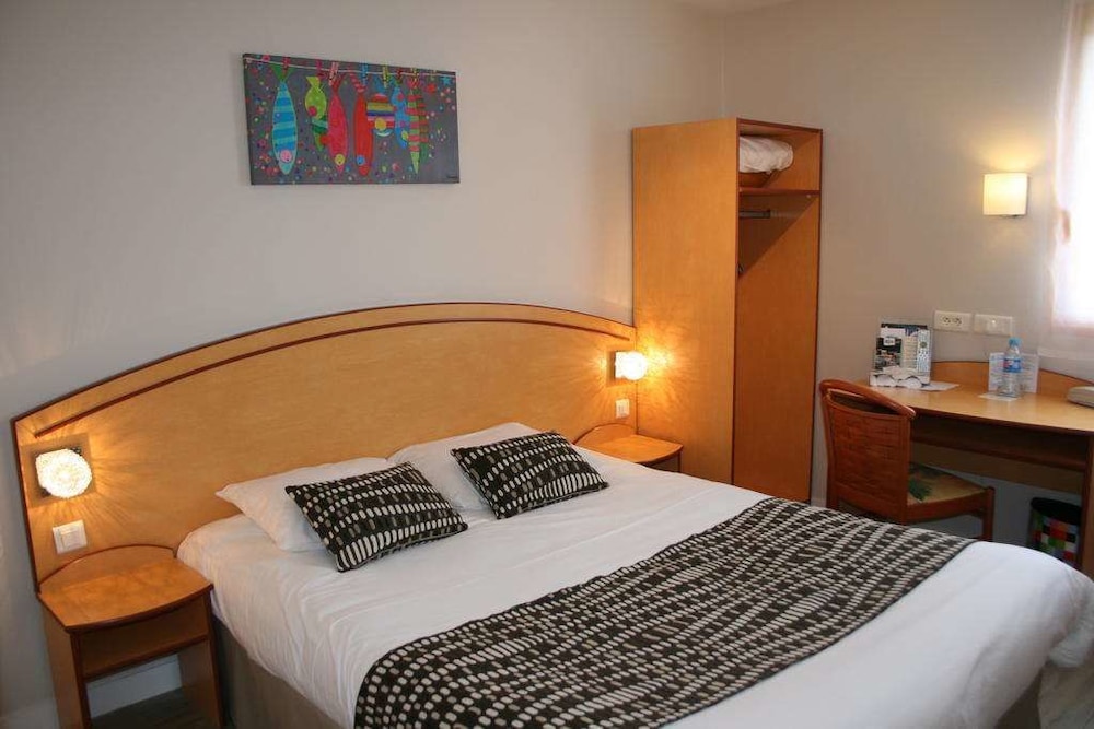 Brit Hotel Le Kerodet 26/65