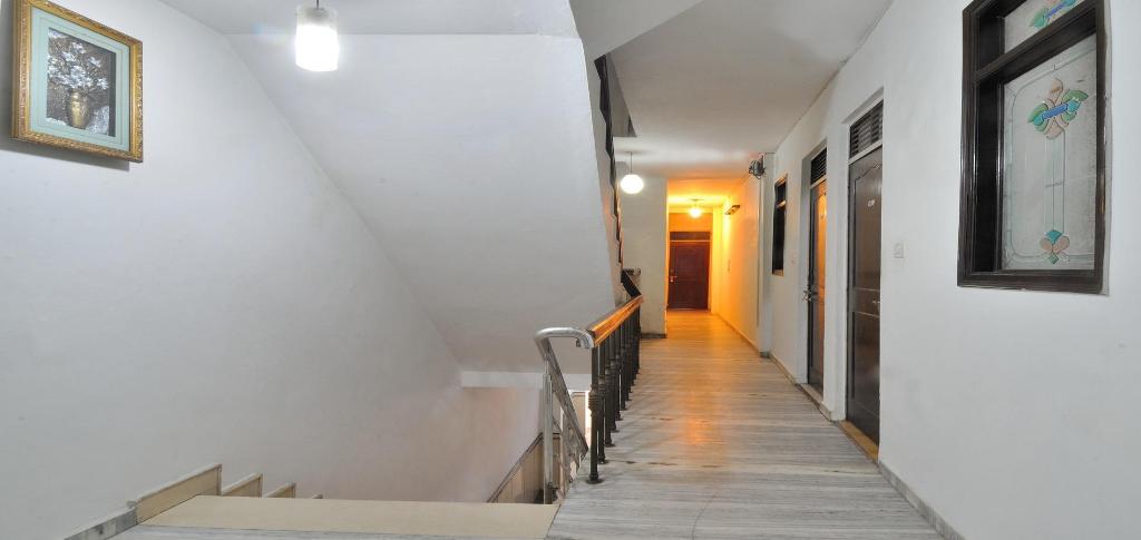 Hotel Konark 21/25