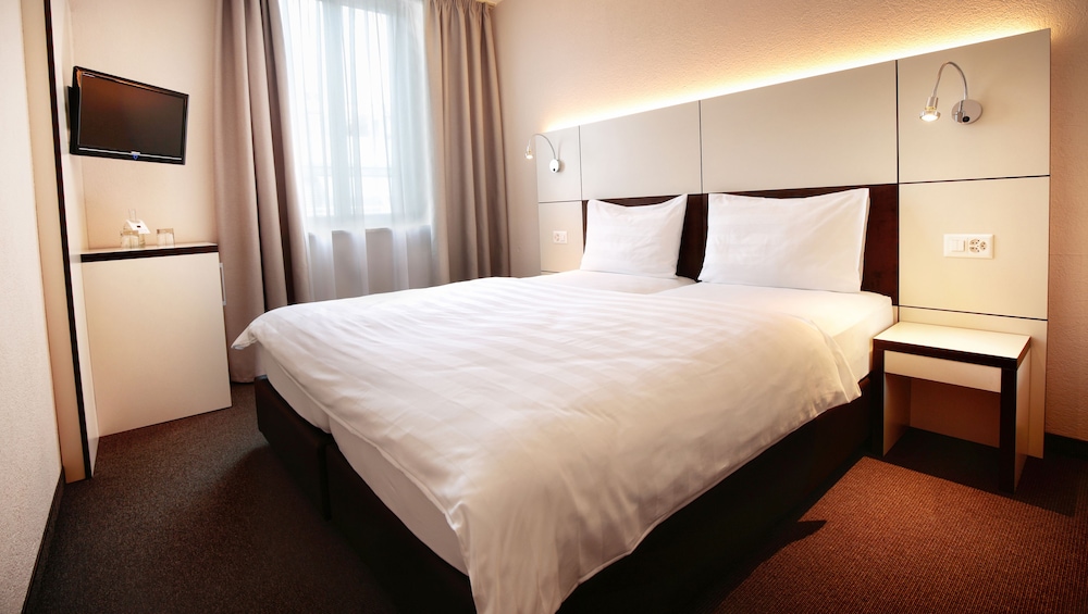 STANDARD, TWIN BEDS