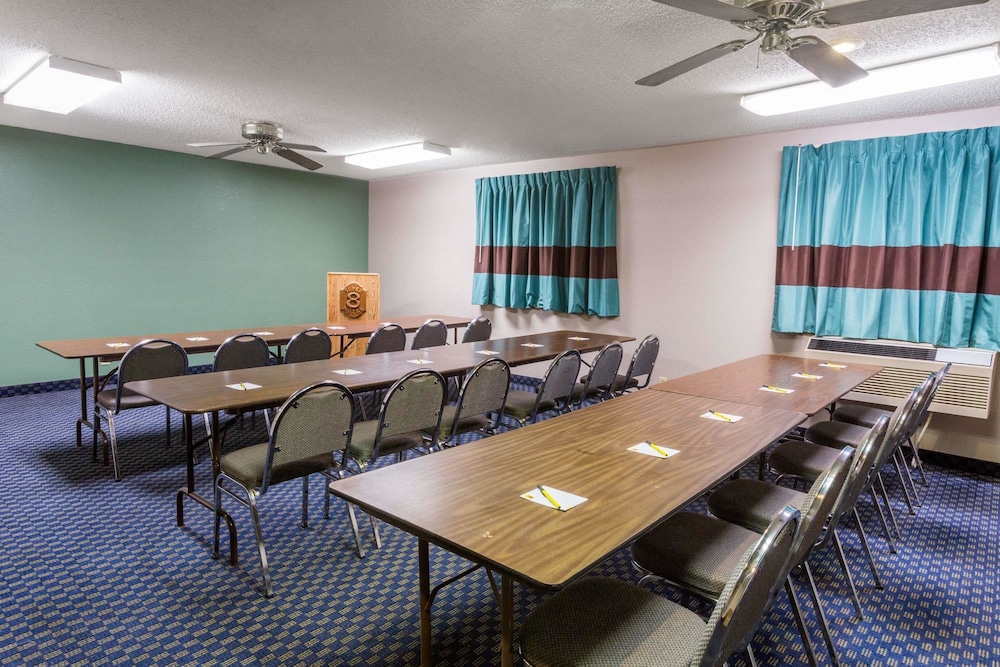 Super 8 By Wyndham Richmond Midlothian Turnpike 26/26