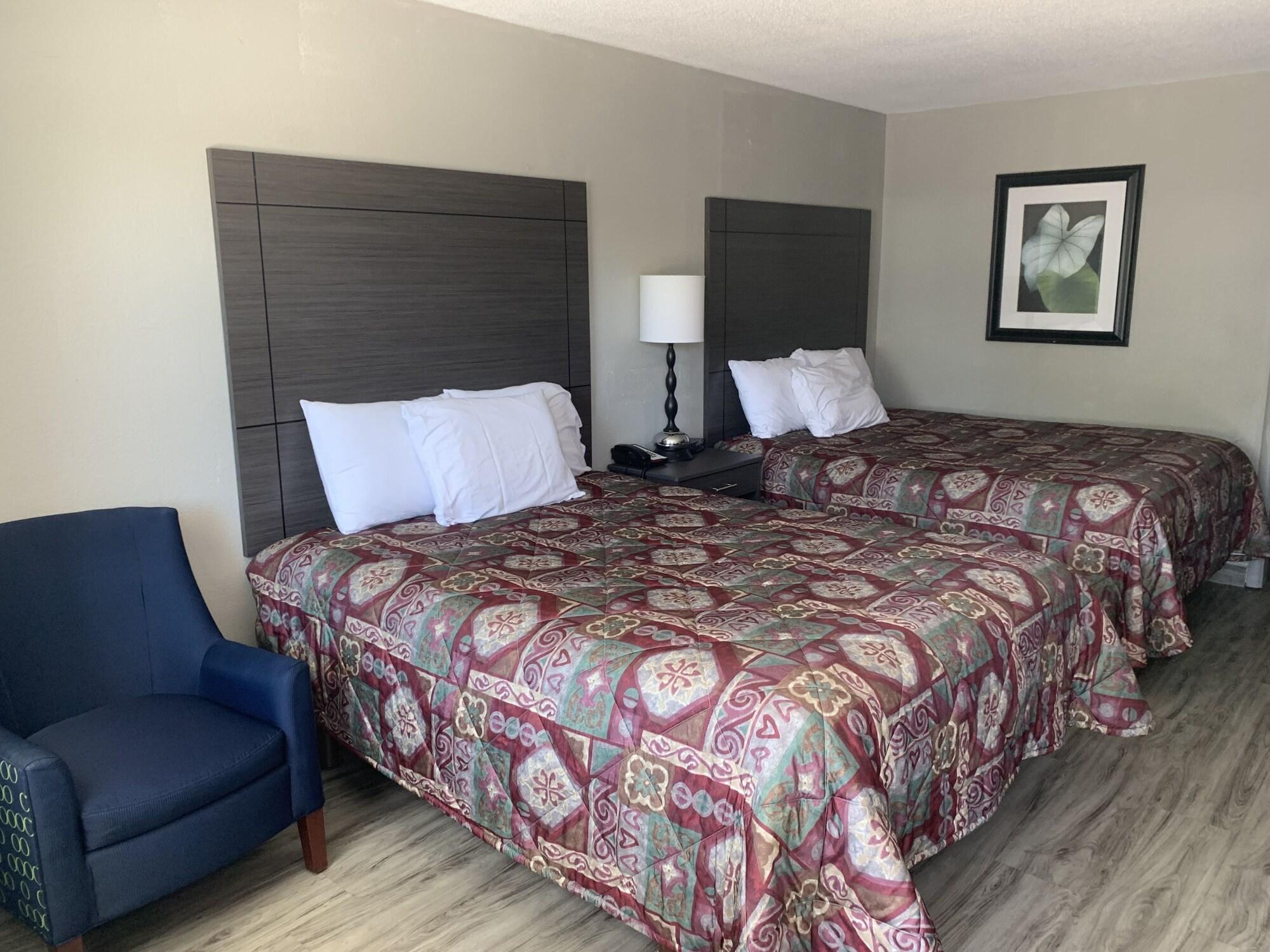 Executive Inn 20/41