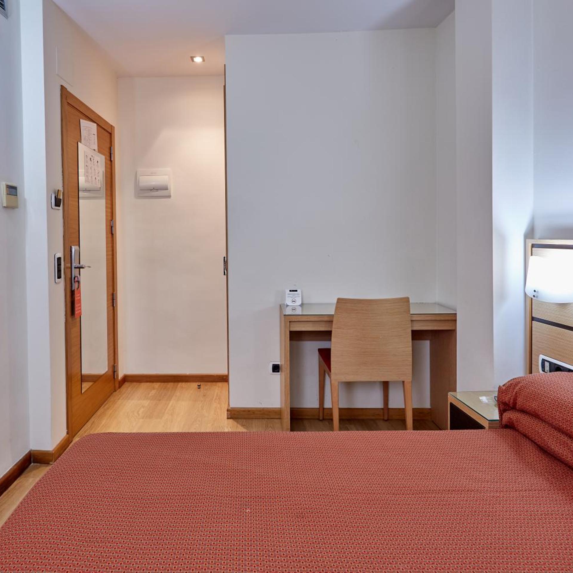 Hotel Dona Lola Castellon 16/50