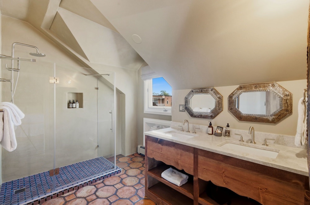 El Paradero Bed & Breakfast Inn 45/79