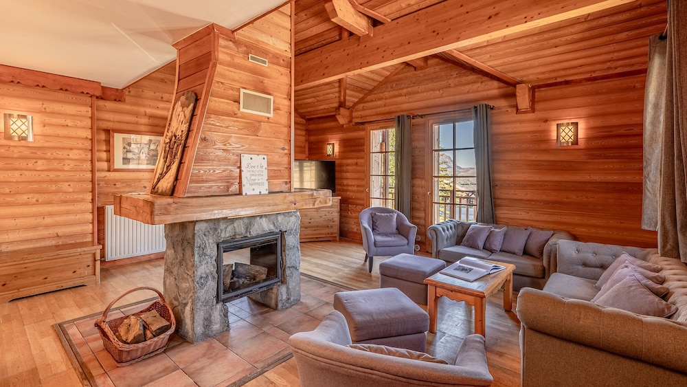 LES CHALETS DE L ALTIPORT 24/50