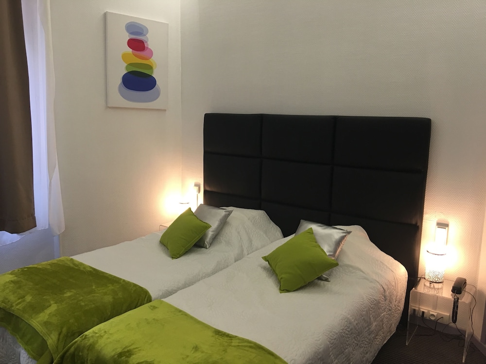 SUPERIOR, DOUBLE BED