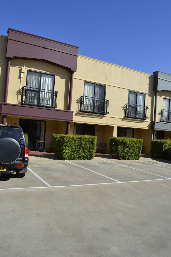 Mercure Mildura Hotel 55/59