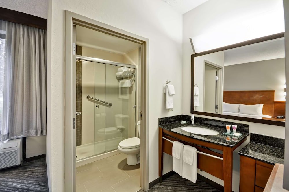 Hyatt Place Tampa Airport/Westshore 18/78