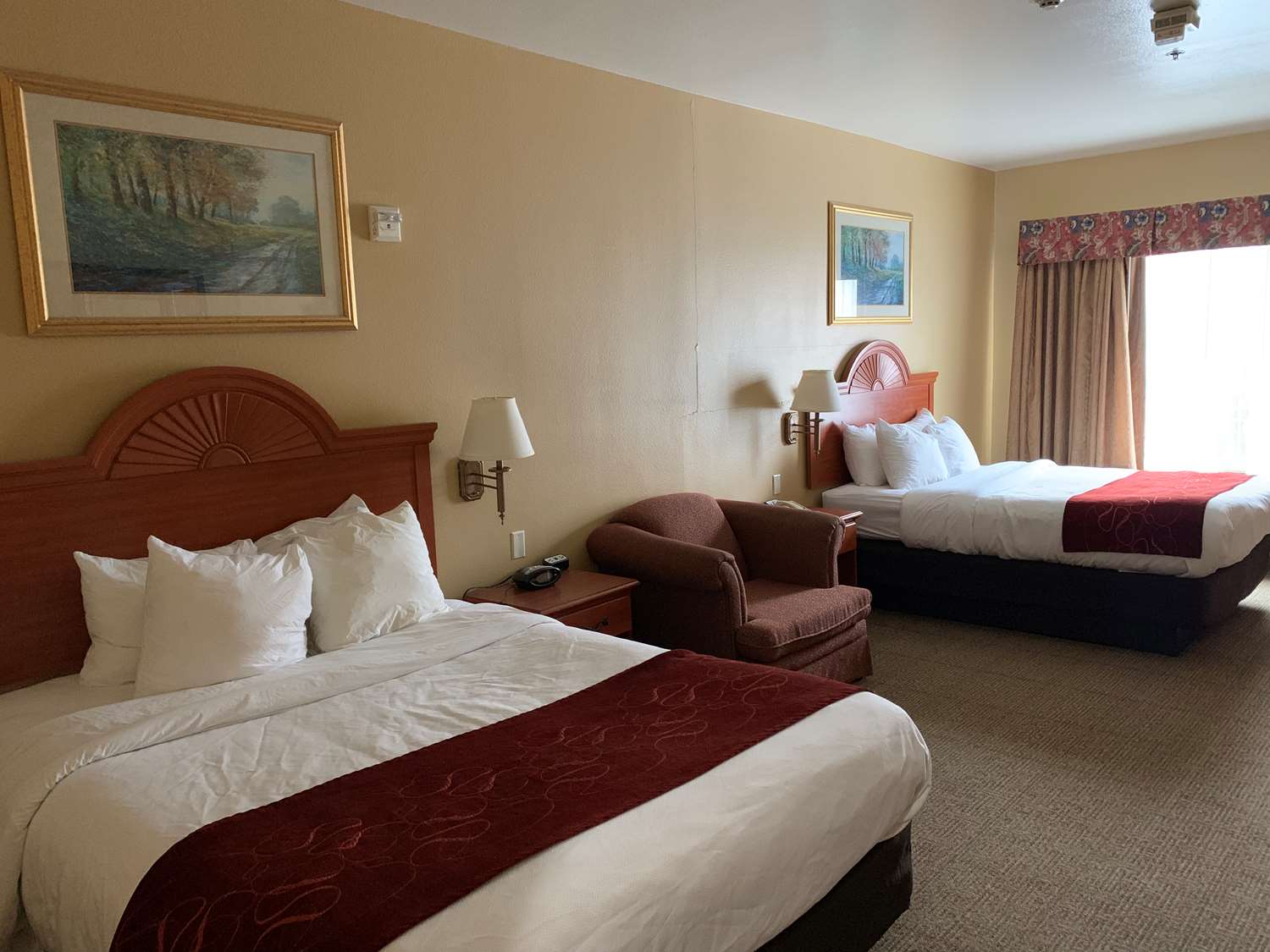Surestay Plus Hotel By Best Western Mesquite 4/10