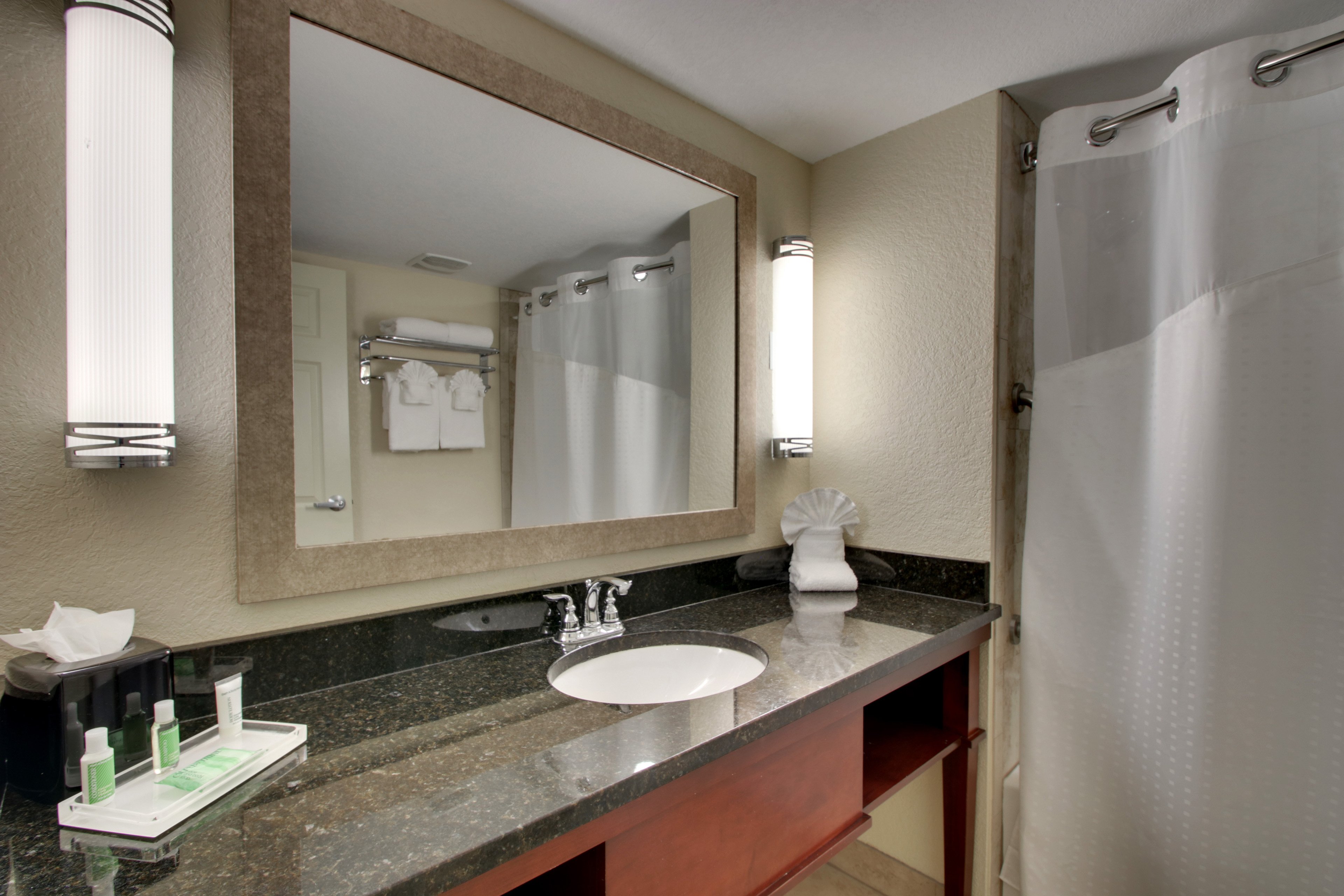 Holiday Inn Resort Orlando Lake Buena Vista An Ihg Hotel 50/50