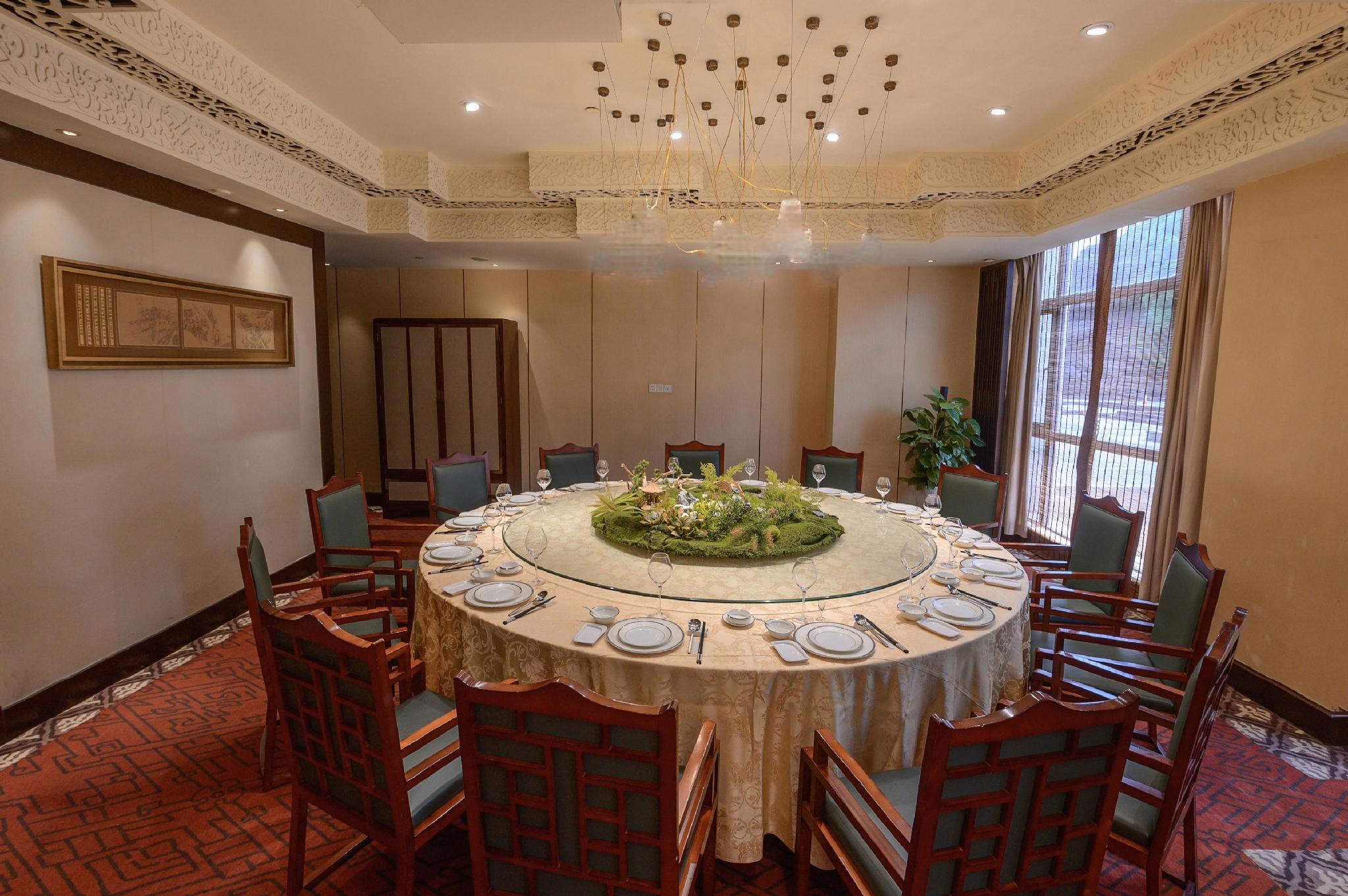 TONGQUETAI NEW CENTURY GRAND HOTEL 39/44