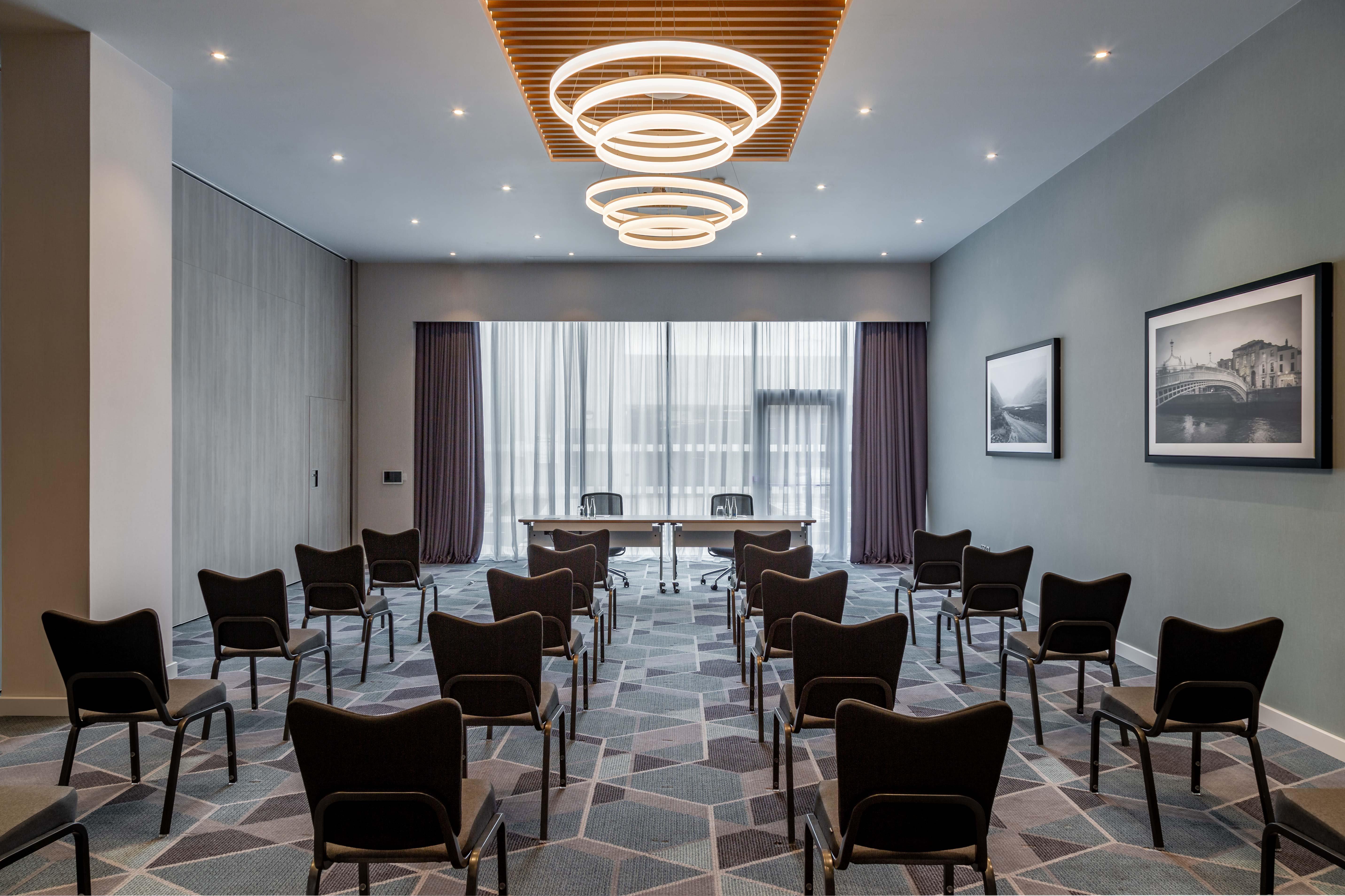 Holiday Inn - Dublin Airport 45/50