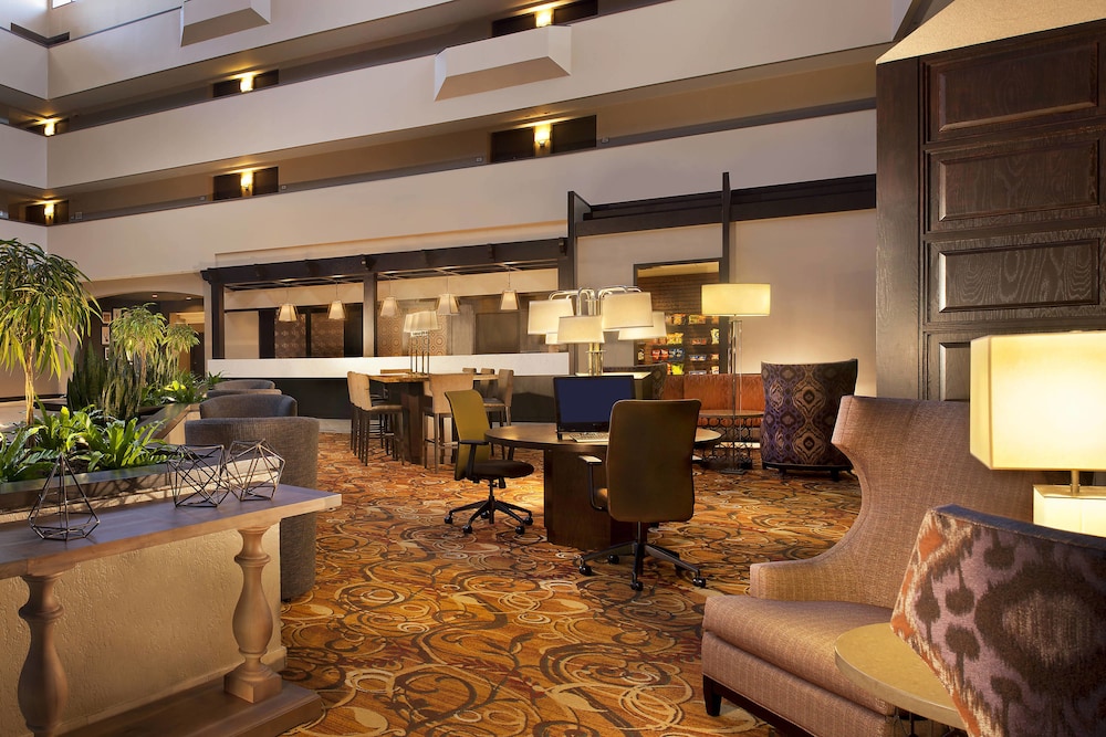 Sheraton Minneapolis West Hotel 46/61