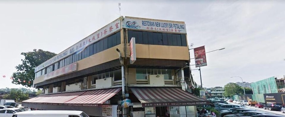 Hotel 99 Sri Petaling @ Bukit Jalil 7/50