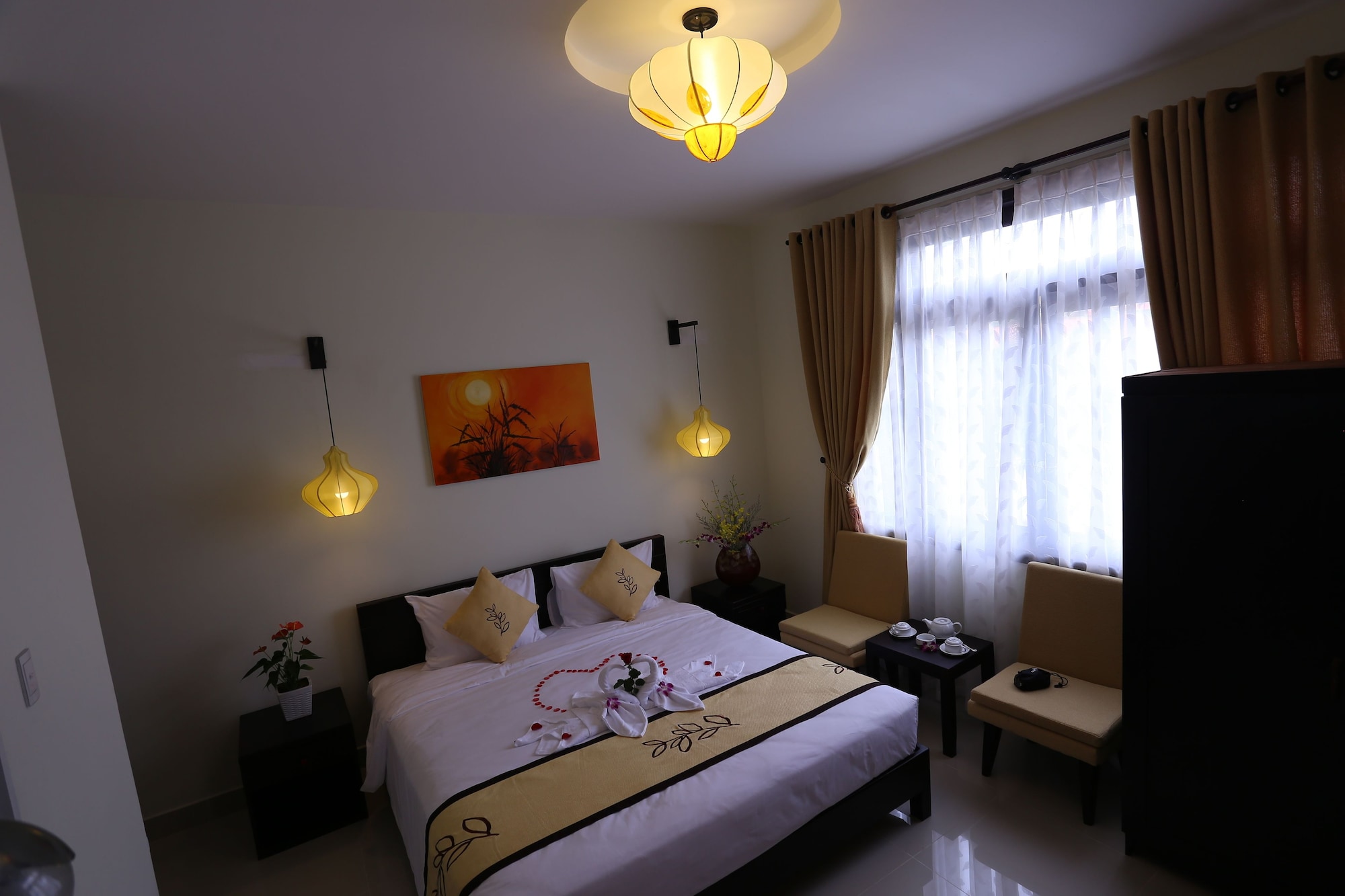 DELUXE, DOUBLE BED, BALCONY