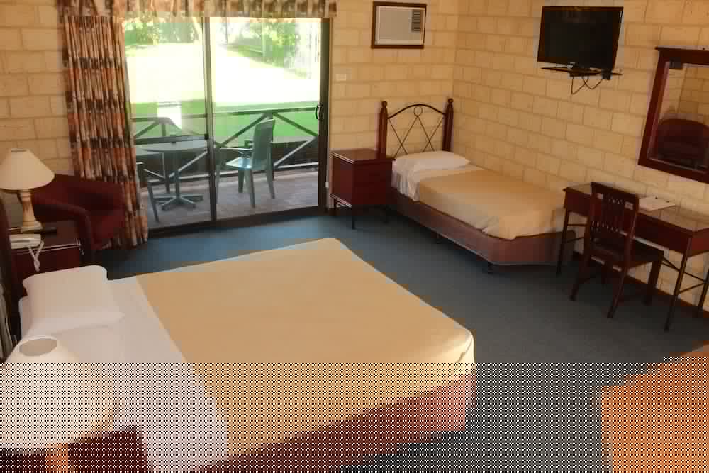 Karri Forest Motel 21/36