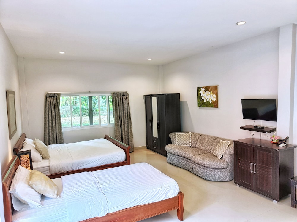 Kong Garden Resort 16/70