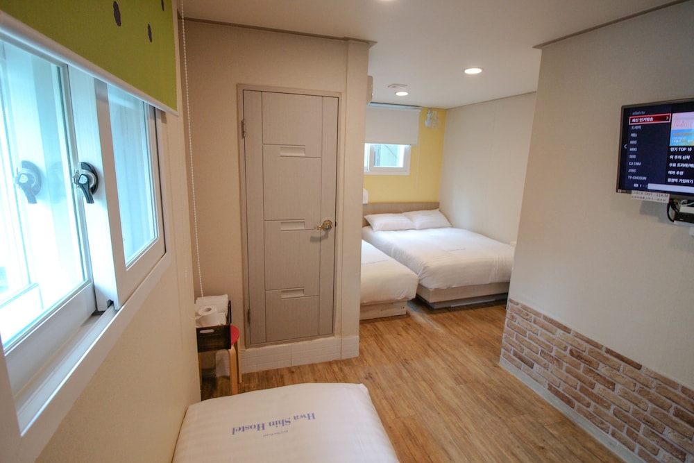 Dongdaemun Hwashin Hostel 30/47