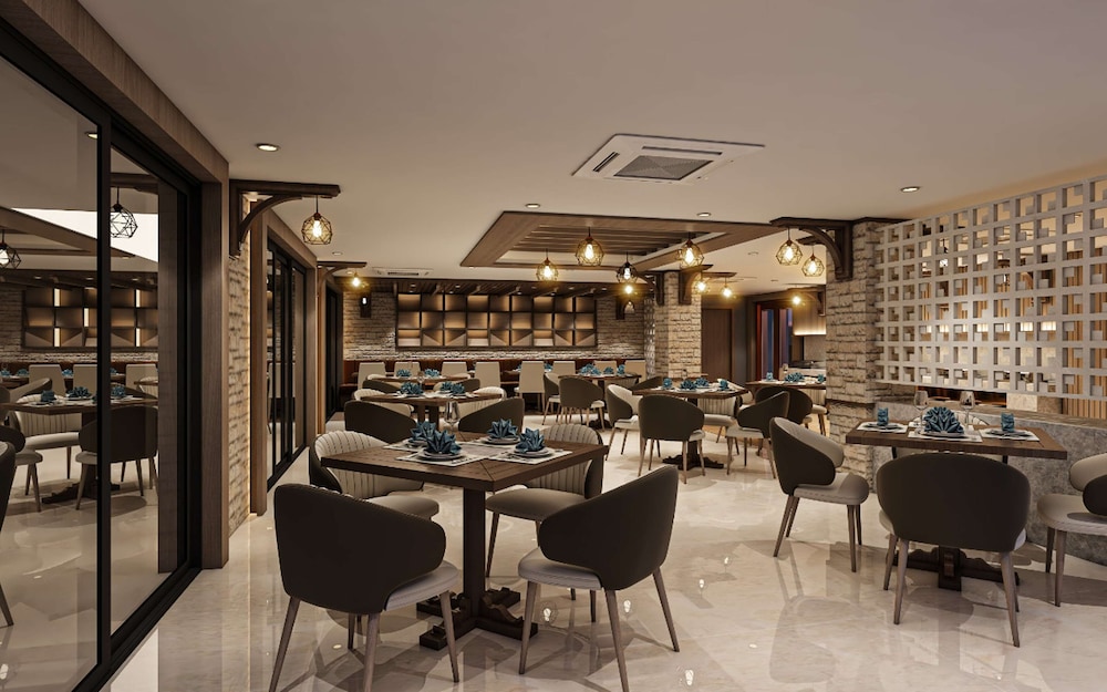 Presidium Sarovar Premiere Dalhousie 53/68