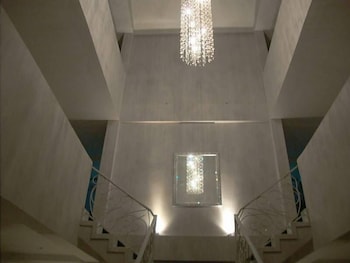 The Aknac Hotel 2/50