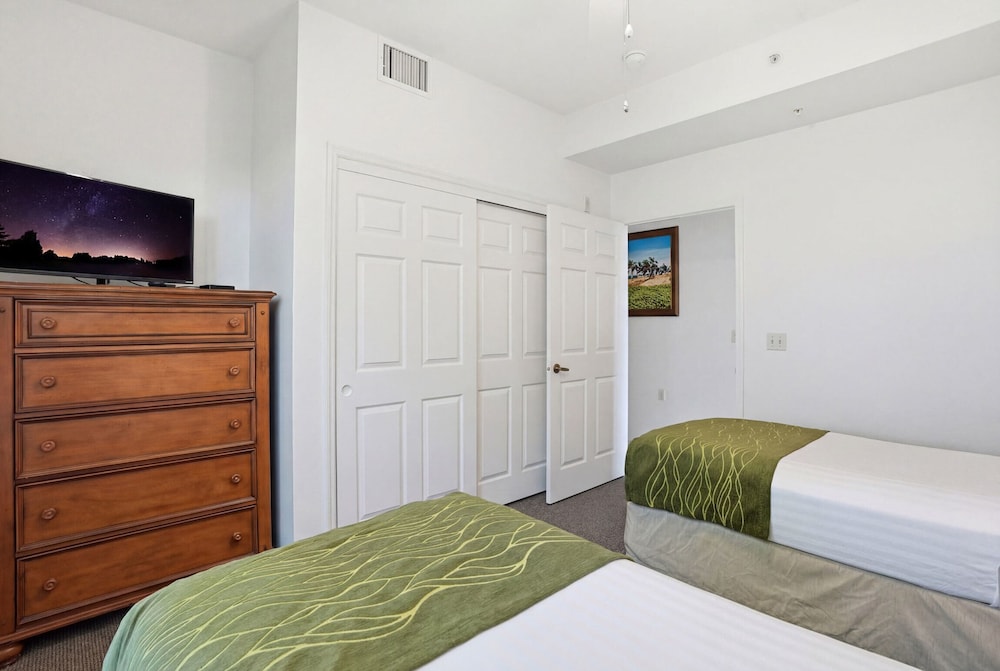 Greenlinks Golf Villas At Lely Resort 29/76