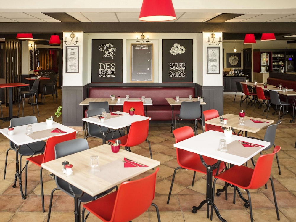 IBIS CHERBOURG LA GLACERIE 57/77