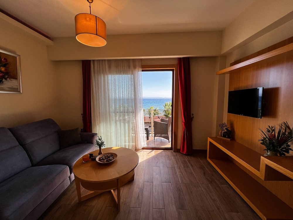 Esida Hotel 25/49