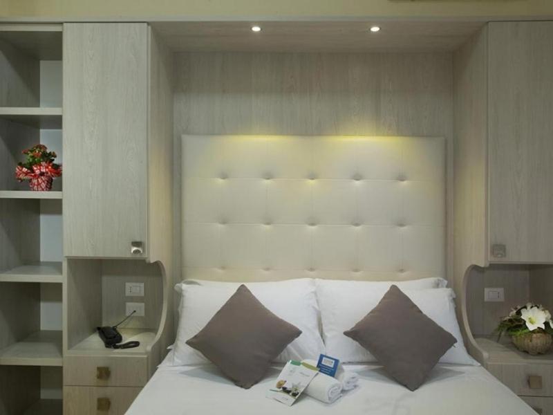 Hotel Jumbo 50/50