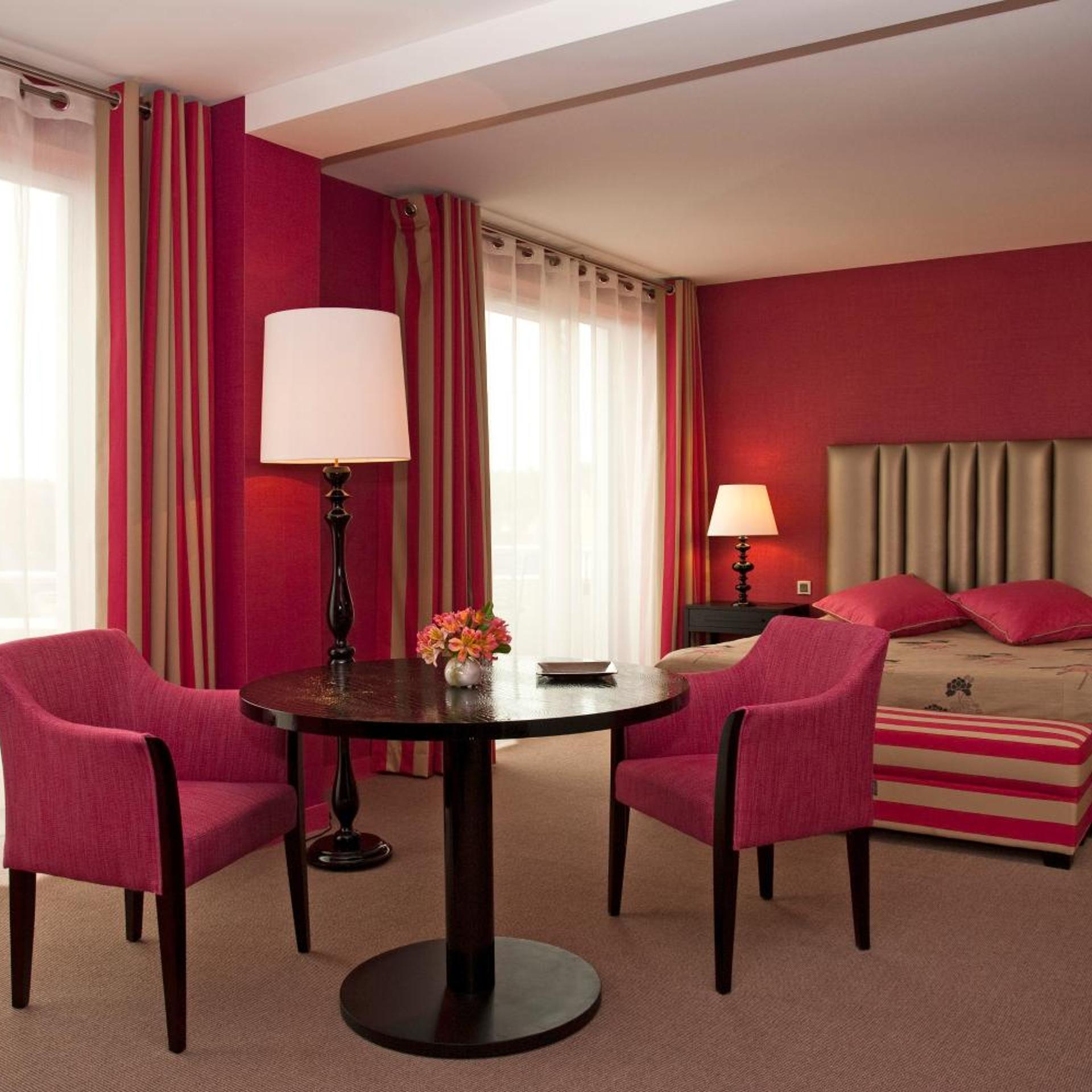 Grand Hotel De Solesmes 24/35