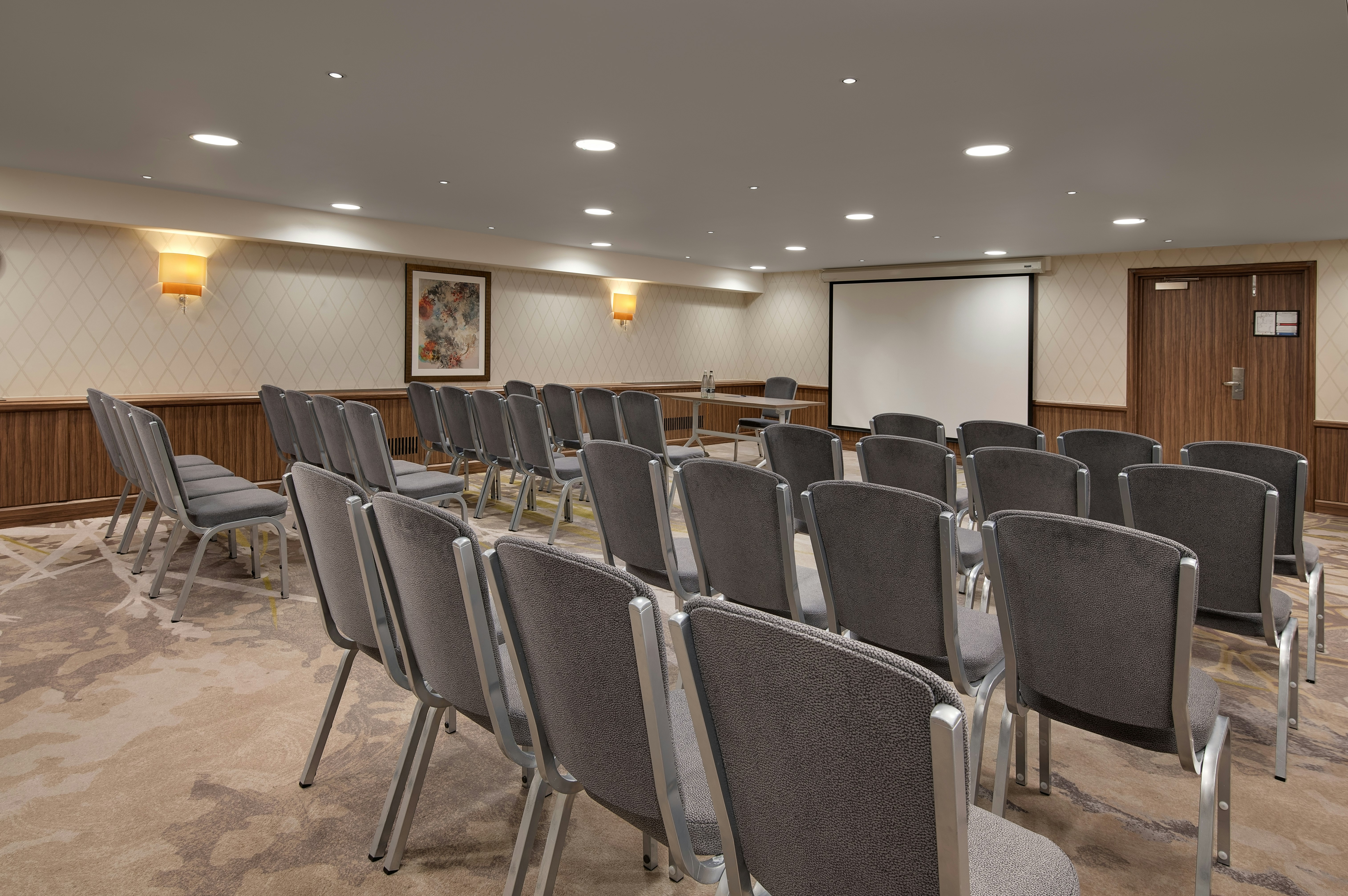 Hilton London Kensington 69/80
