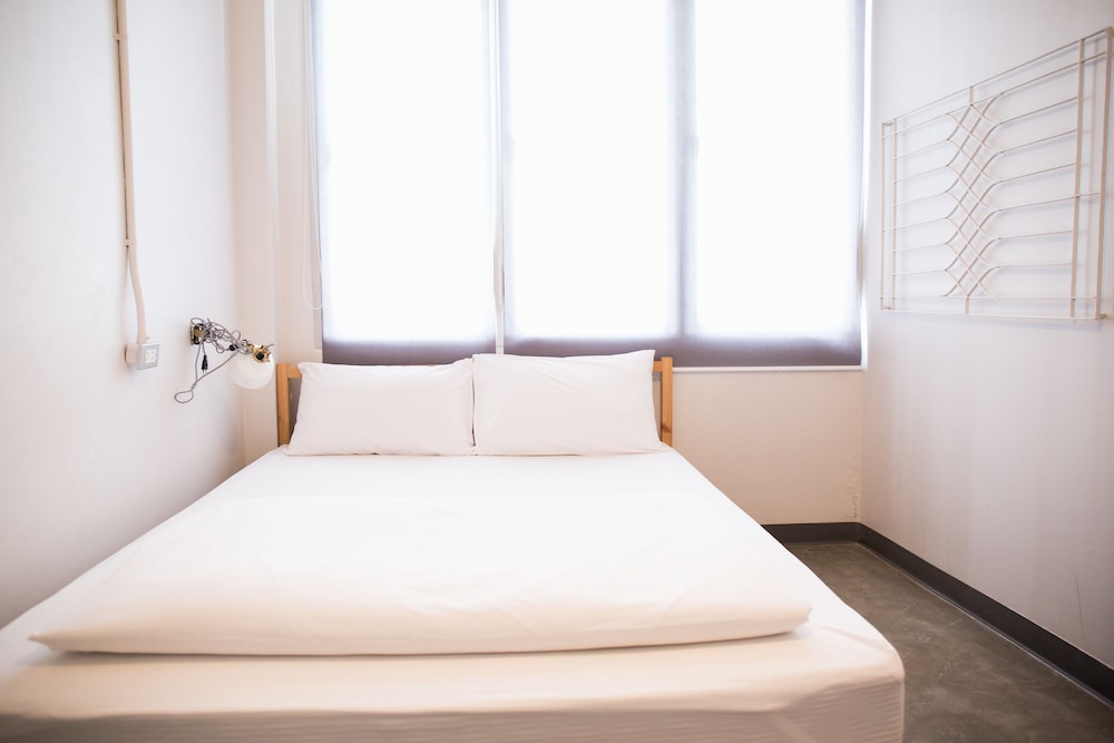 Movylodge Hostel 25/70